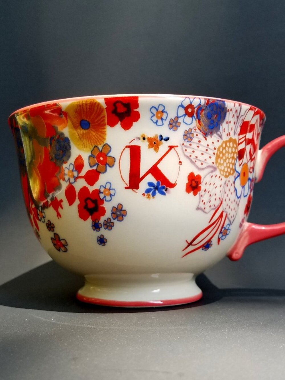 Anthropologie Teatime Monogram K Red Floral Pedestal Mug
